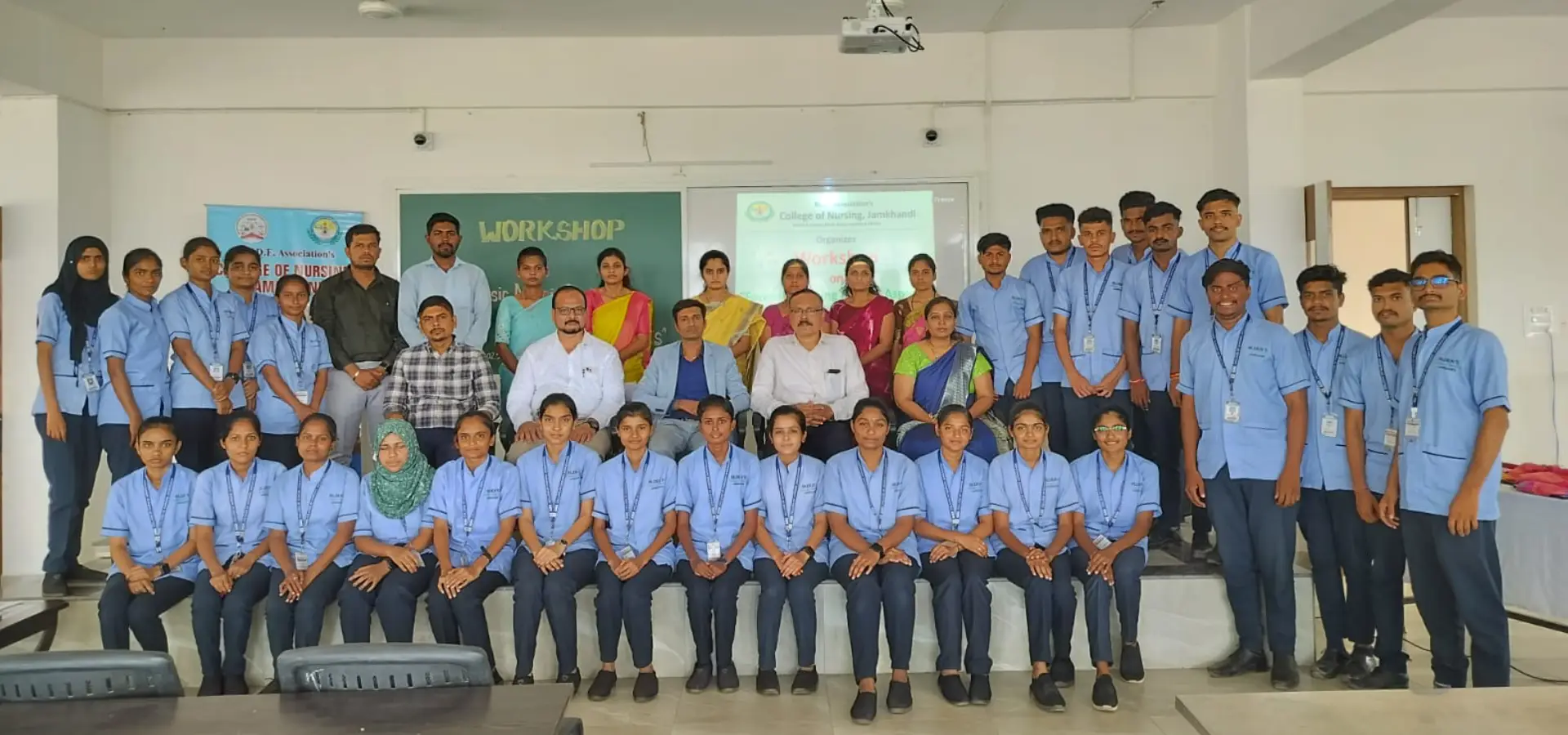 student--staff-slider