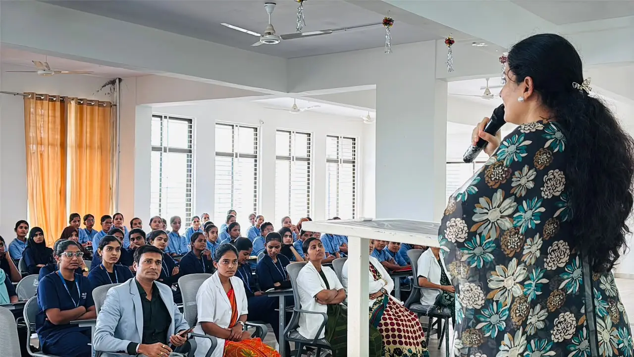 Interactive question and answer session during skin and hair health guest lecture Jamkhandi College of Nursing August 2026