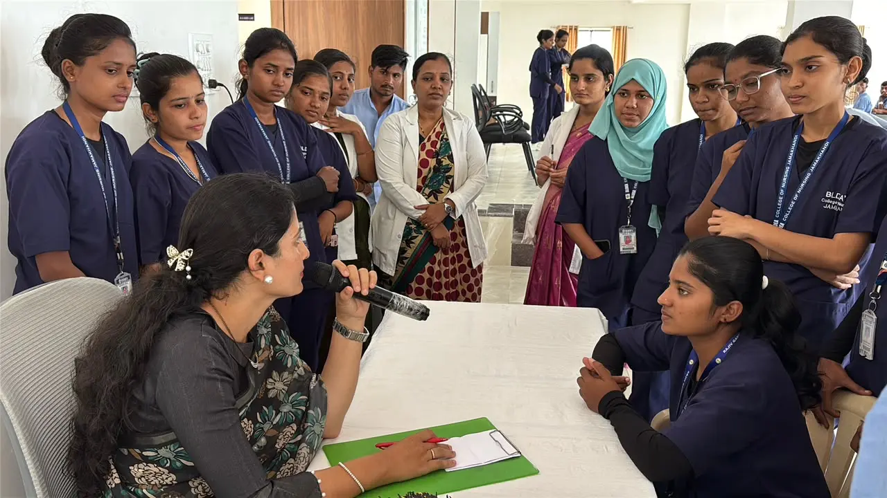 Memento and certificate of appreciation presented to Dr Gouthami Kadlwad by Principal BLDEA College of Nursing Jamkhandi
