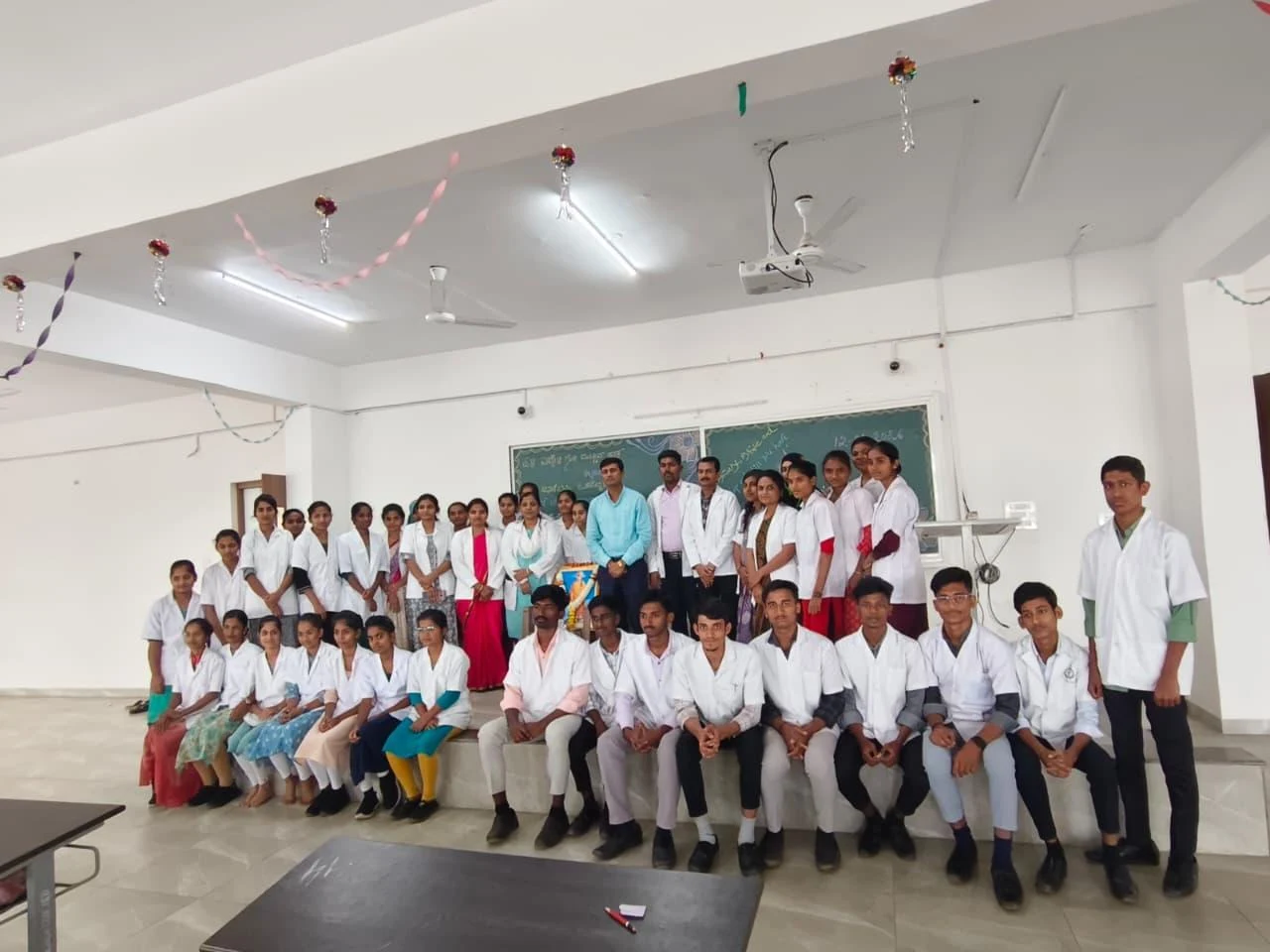 Large group photo – National Youth Day 2026, BLDEA College of Nursing Jamkhandi